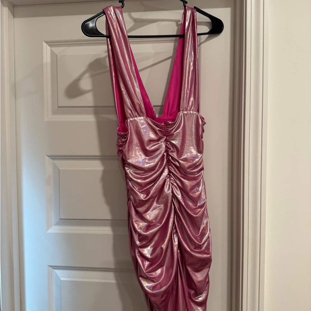 Superdown Kerrie Deep V Neck Pink Holographic Shine Cocktail Mini Dress medium - Picture 6 of 8